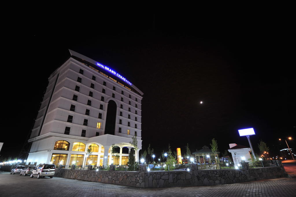 Grand Cenas Hotel Agrı Eksteriør billede