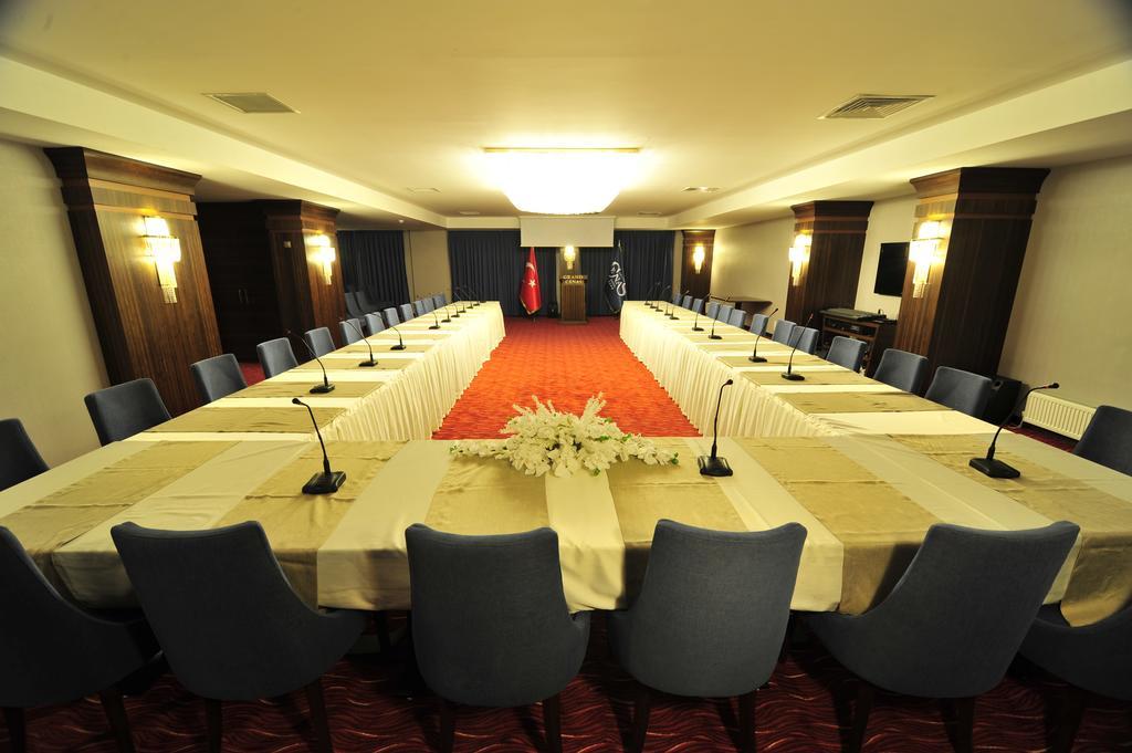 Grand Cenas Hotel Agrı Eksteriør billede
